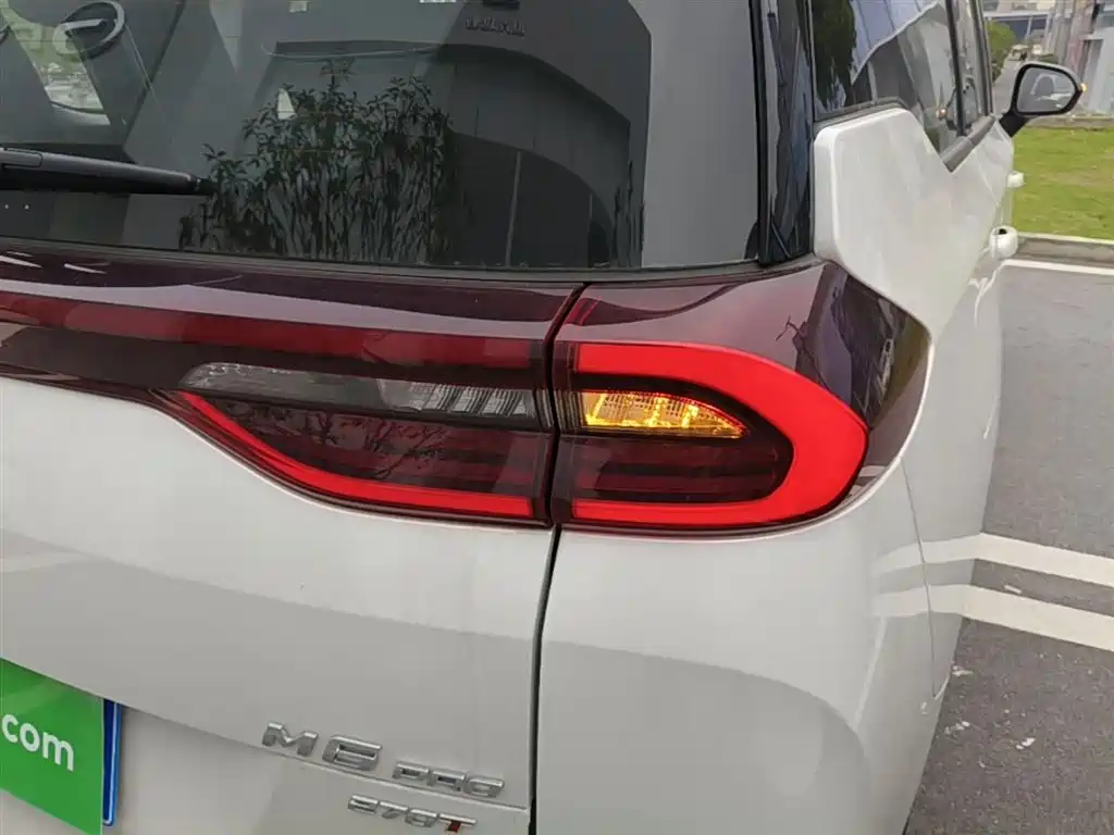 GAC Trumpchi Trumpchi M6 2023 PRO 270T DCT Luxury Edition фото 8