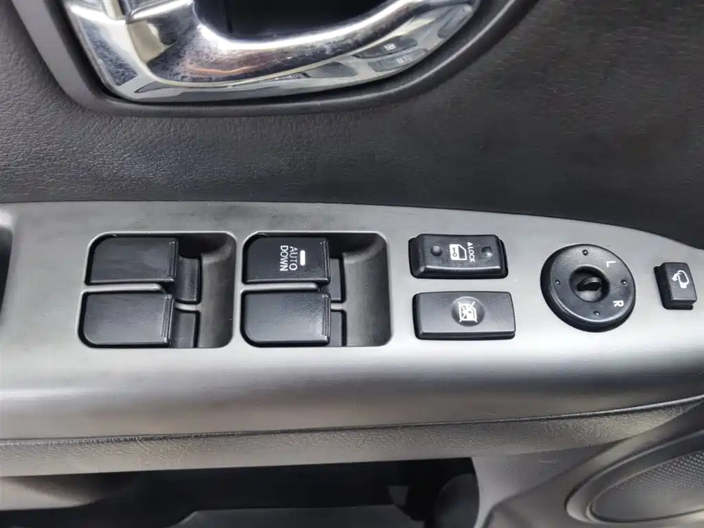 Kia Soul 2013 1.6L AT Premium фото 9