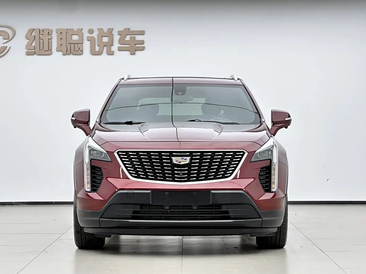 Cadillac XT4 2018 Model 28T 2WD Technology фото 2