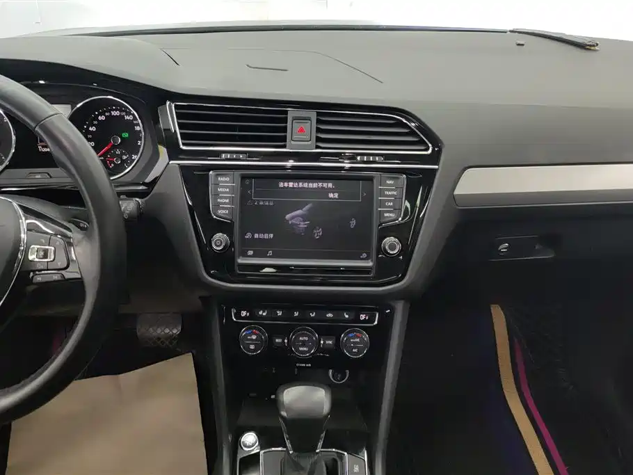 Volkswagen Tiguan L 2018 330TSI Automatic 2WD Luxury Edition фото 13