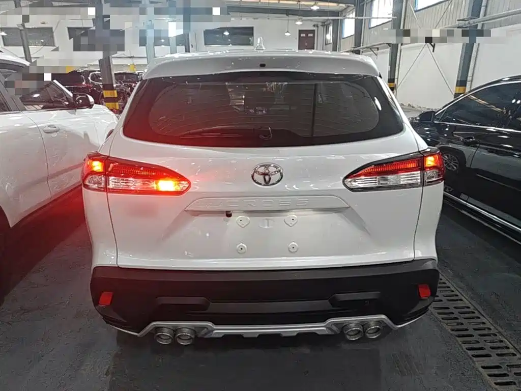 Toyota Corolla Cross 2023 2.0L Elite Edition фото 4