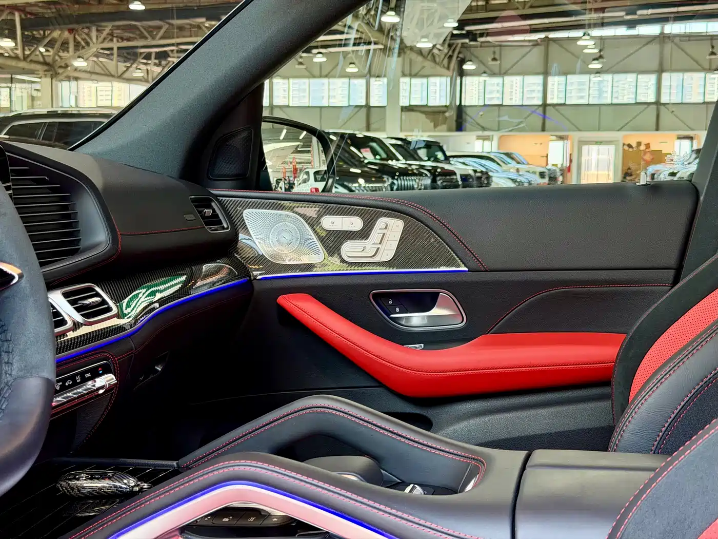 Mercedes-Benz GLE AMG 2024 AMG GLE 53 4MATIC+ фото 16