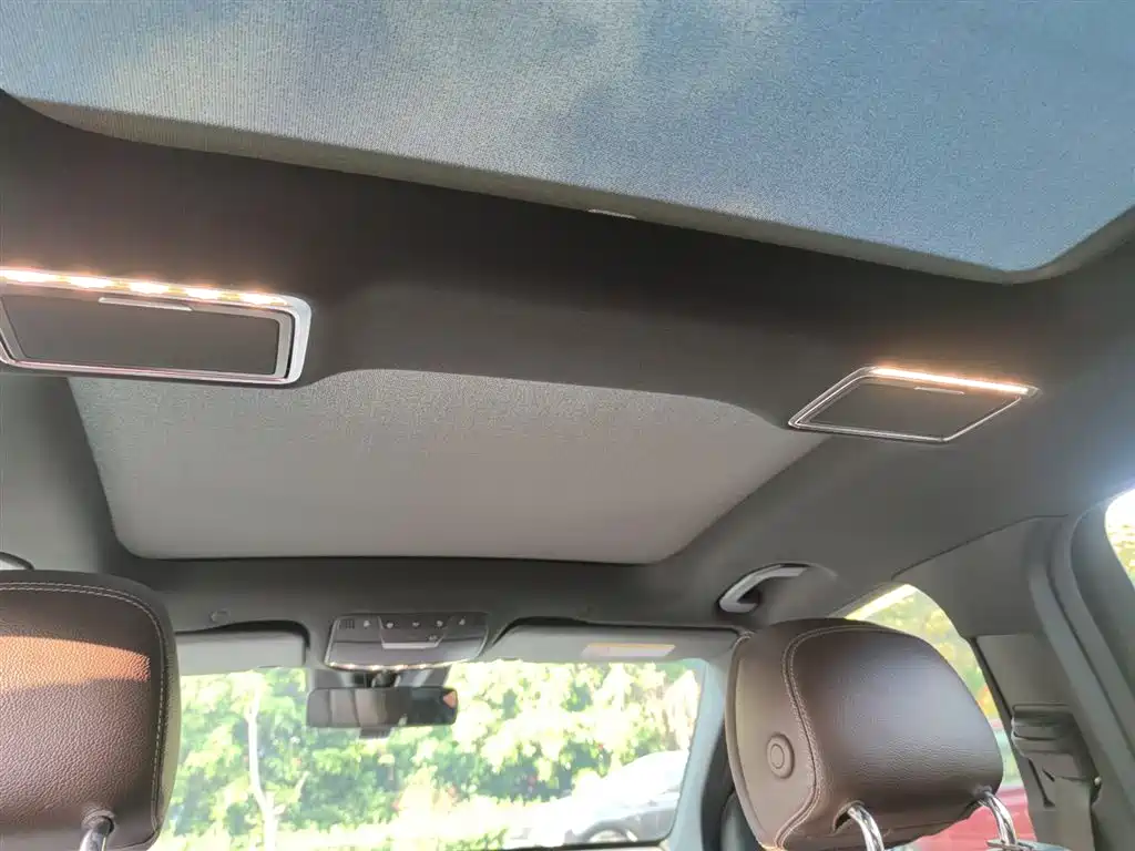 Mercedes-Benz GLC 2020 Facelift GLC 300 L 4MATIC Dynamic фото 9