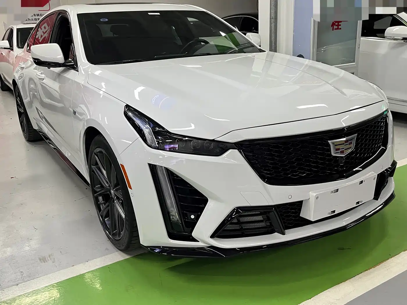 Cadillac CT5 2022 28T Platinum Super Cruise Edition фото 3