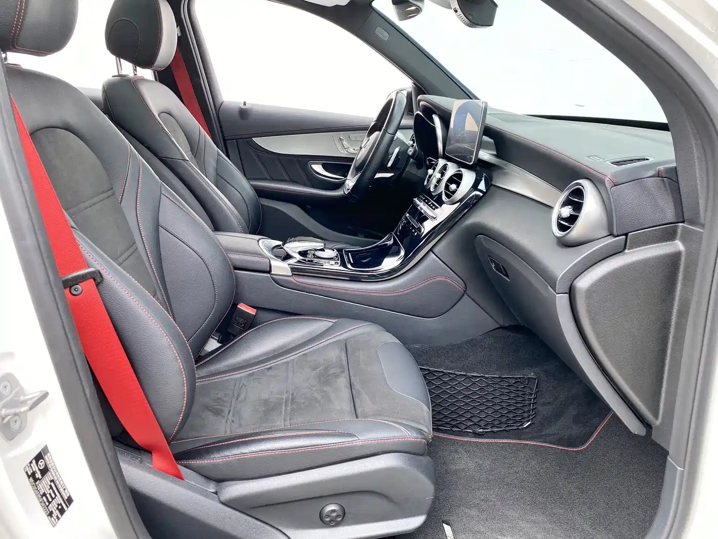 Mercedes-Benz GLC AMG 2017 AMG GLC 43 4MATIC Special Edition фото 16