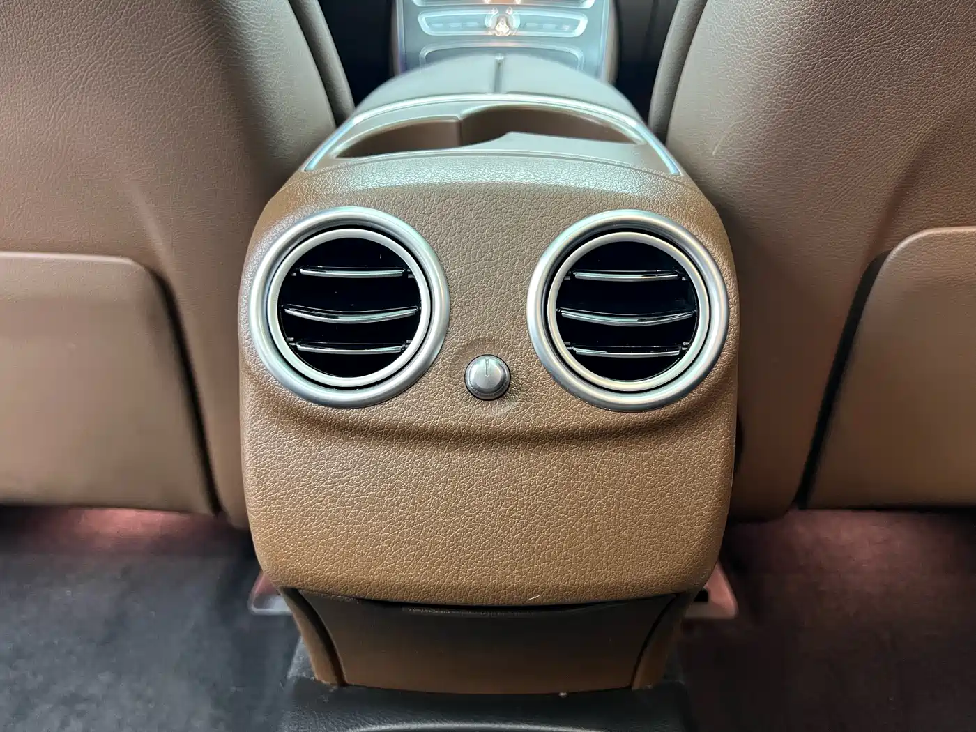 Mercedes-Benz E-Class 2019 E 300 L Sport Fashion фото 19