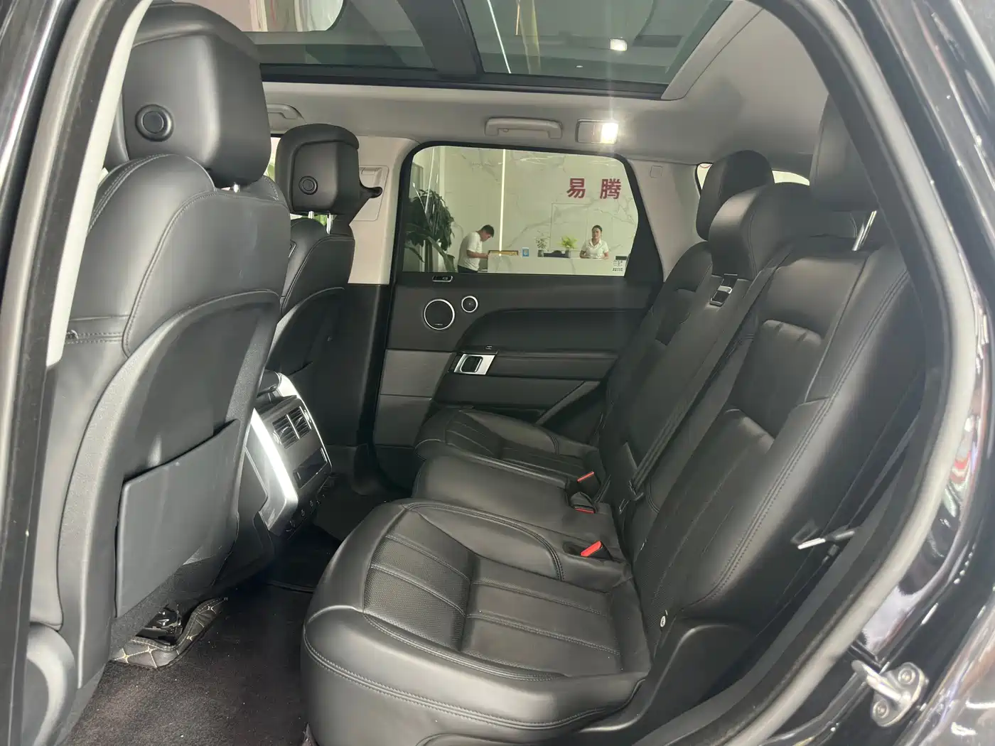 Land Rover Range Rover Sport PHEV 2021 2022 P400e SE