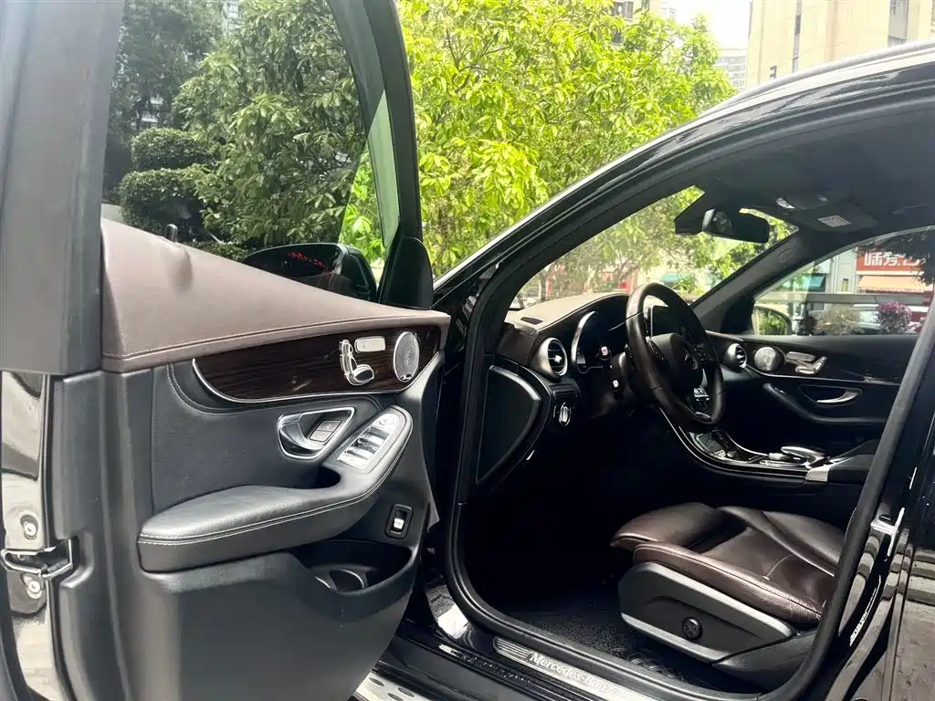 Mercedes-Benz GLC 2019 GLC 260 L 4MATIC Dynamic фото 7