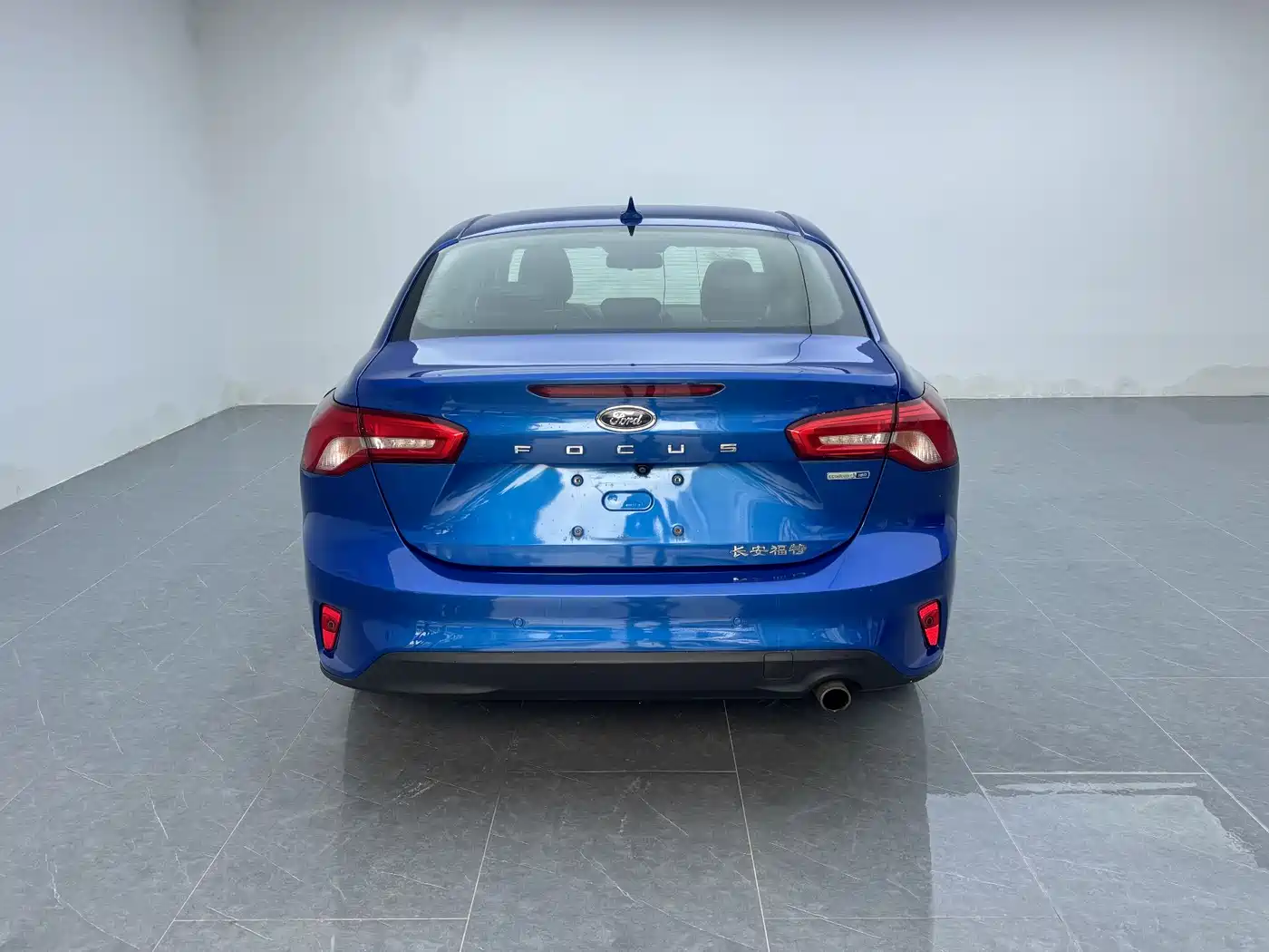 Фото 10 - Ford Focus