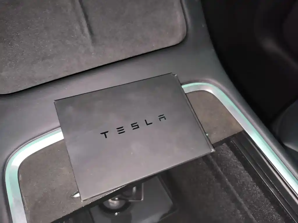 Фото 9 - Tesla Model Y
