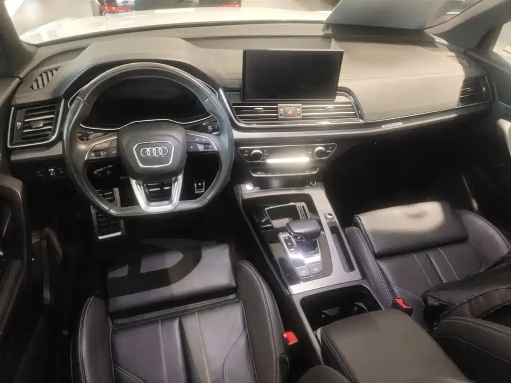 Audi Q5L 2023 40T Luxury Dynamic фото 16
