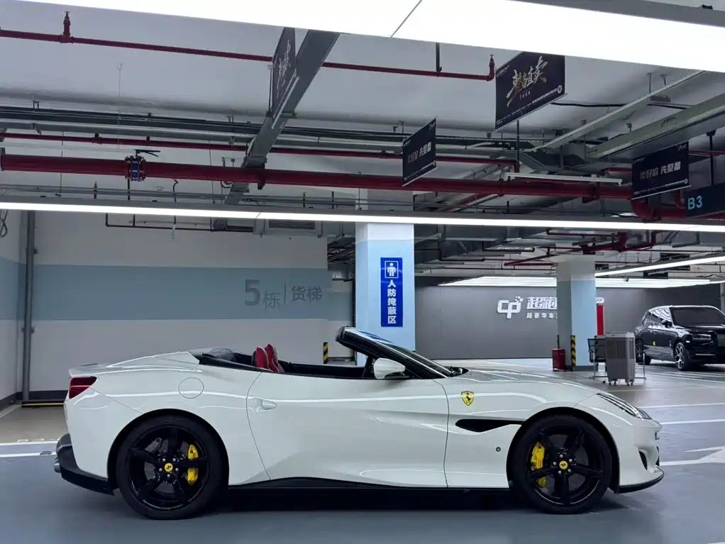Ferrari Portofino 2019 2018 Model 3.9T