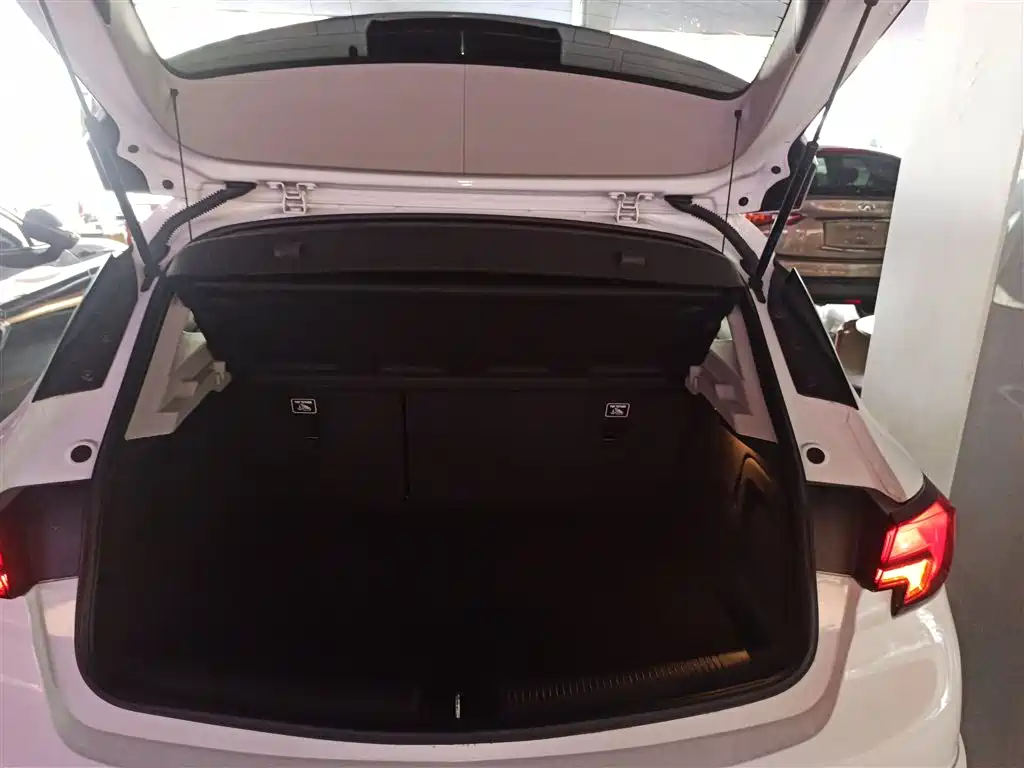 Buick Verano 2016 Hatchback 15S Auto Progressive фото 9