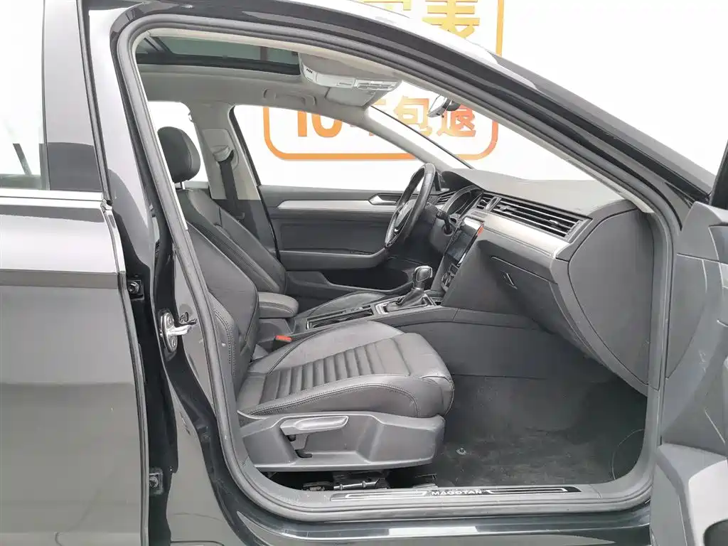 Volkswagen Magotan 2018 280TSI DSG Comfort фото 23
