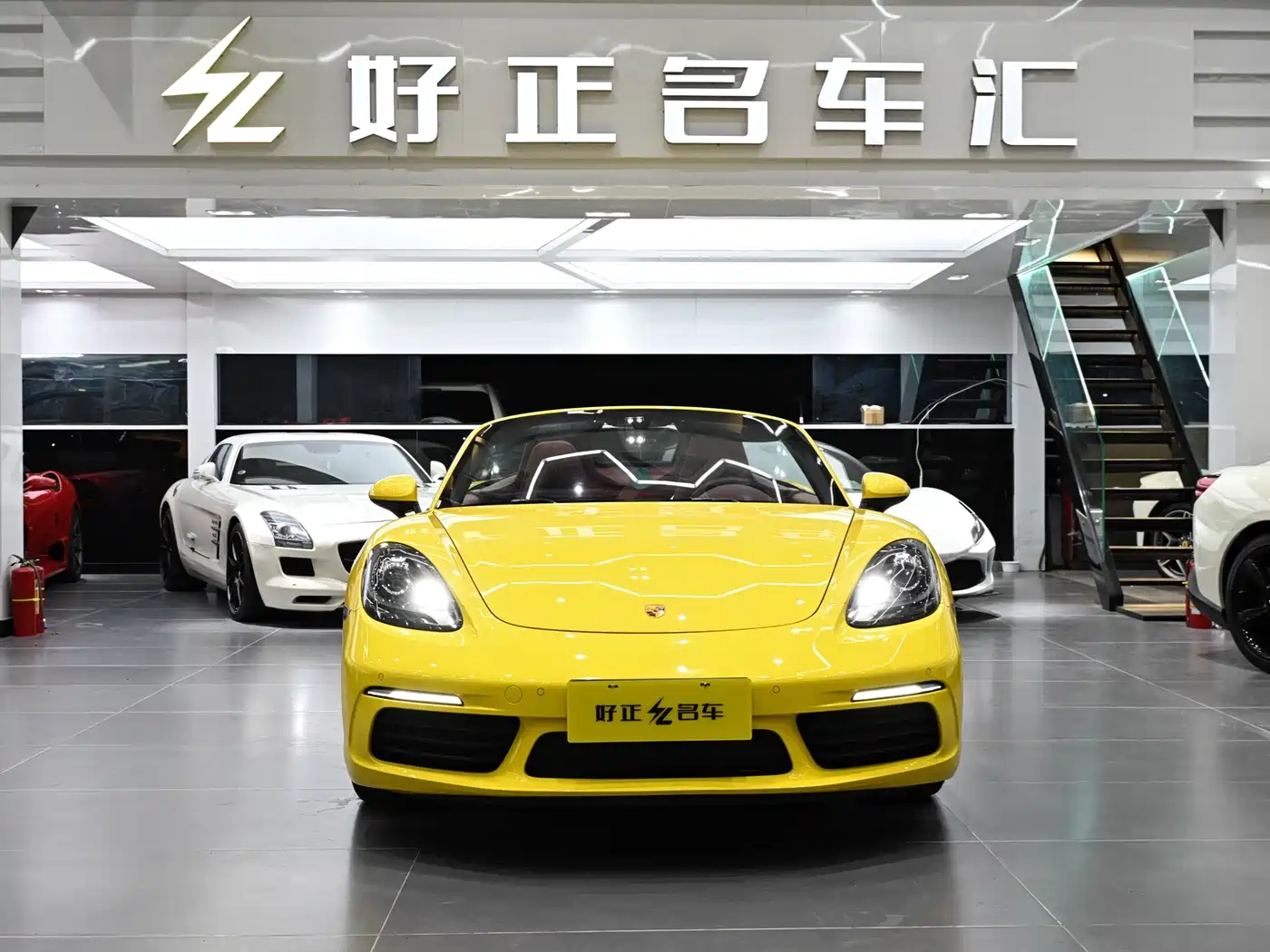 Porsche 718 2022 Boxster 2.0T фото 2