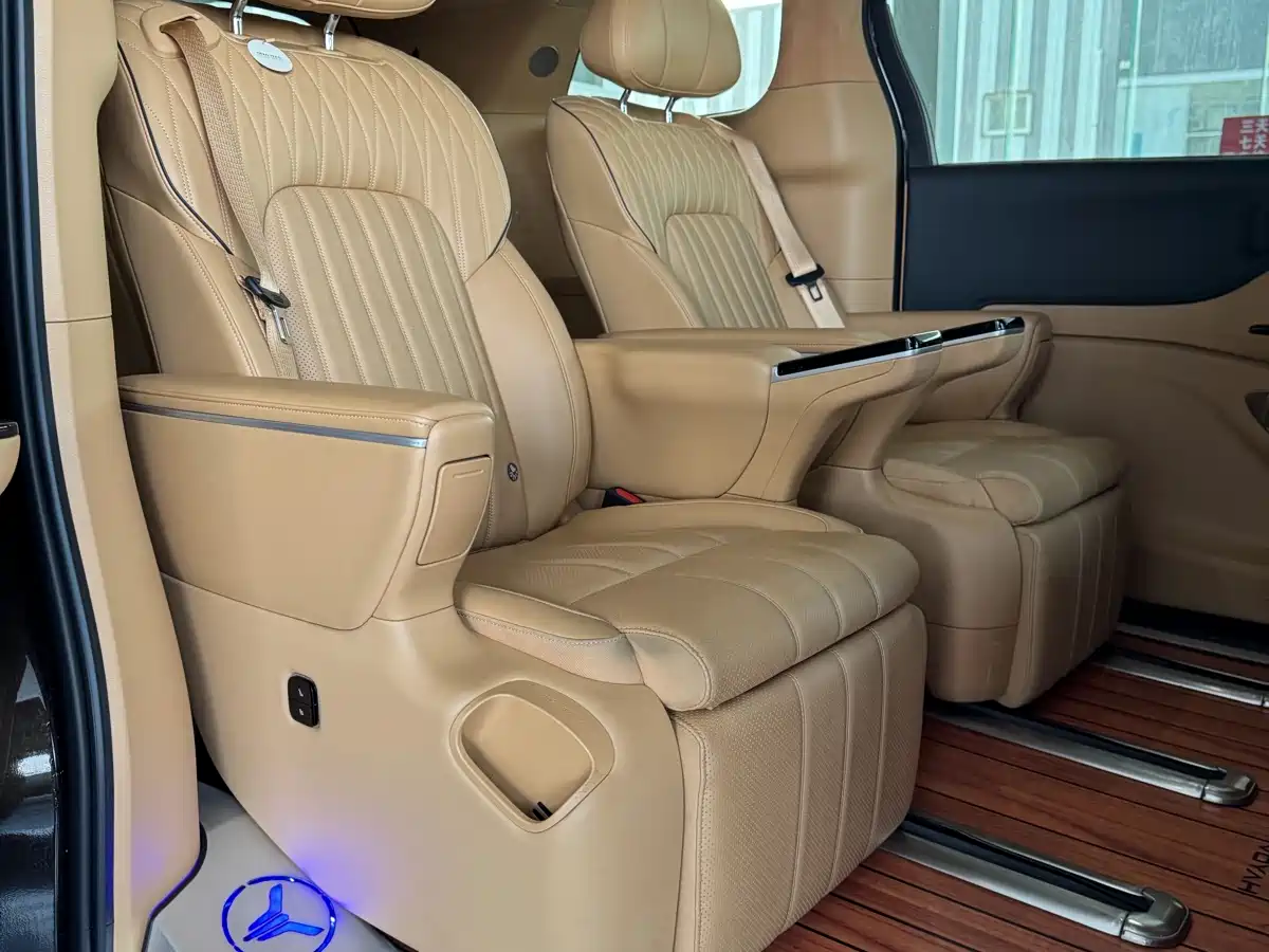 Voyah Auto Voyah Dreamer 2025 PHEV AWD Flagship Kunpeng Edition фото 11