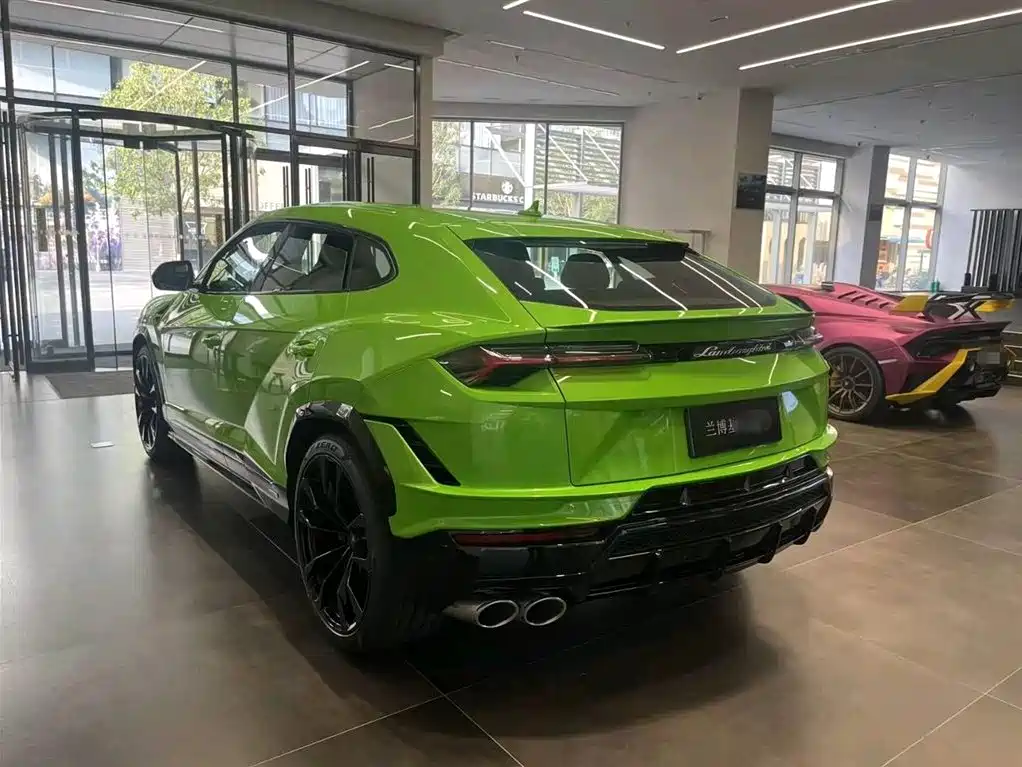 Lamborghini Urus 2024 2023 4.0T V8 S