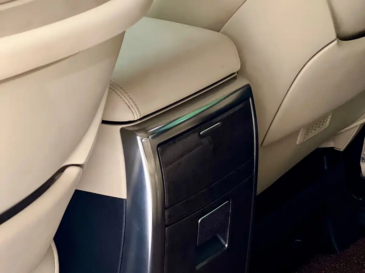 Toyota Alphard 2021 Hybrid 2.5L Premium фото 15