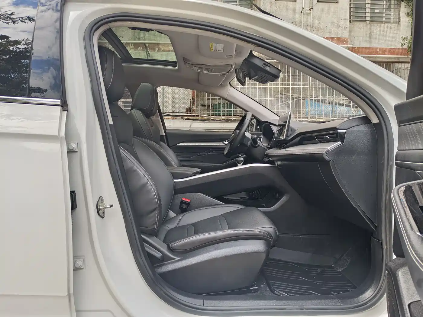 GEELY AUTOMOBILE XINGRUI