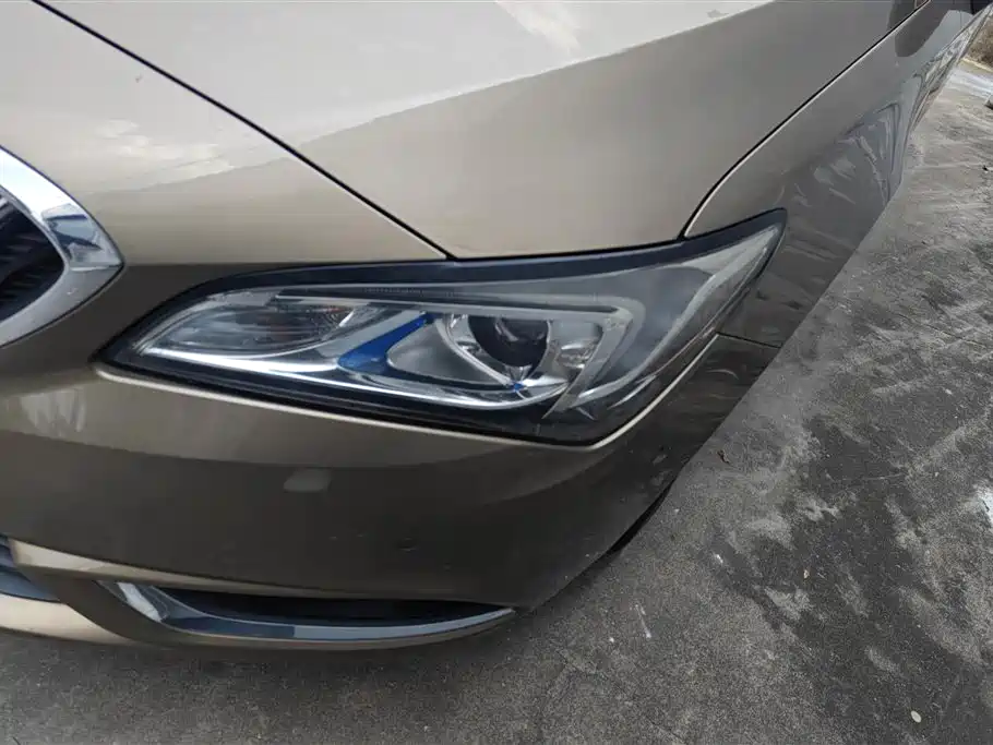 Buick Verano 2015 Sedan 20T Dual-clutch Elite фото 5