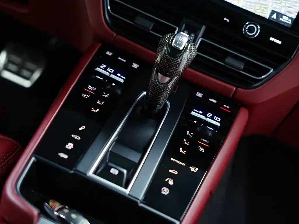 Porsche Macan 2023 Macan GTS 2.9T фото 54