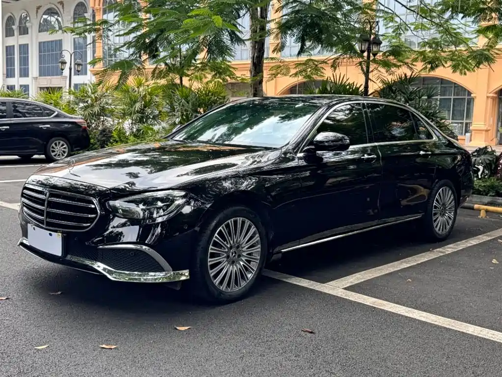 Mercedes-Benz E-Class 2022 Second Facelift E 300 L Fashion