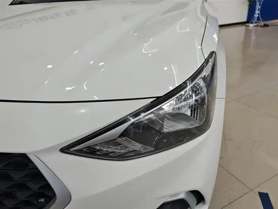 Hyundai Elantra 2018 1.6L Automatic Pleasing Edition GL China VI фото 5