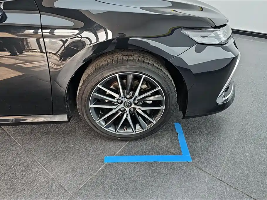 Toyota Camry 2021 2.5G Luxury Edition фото 6