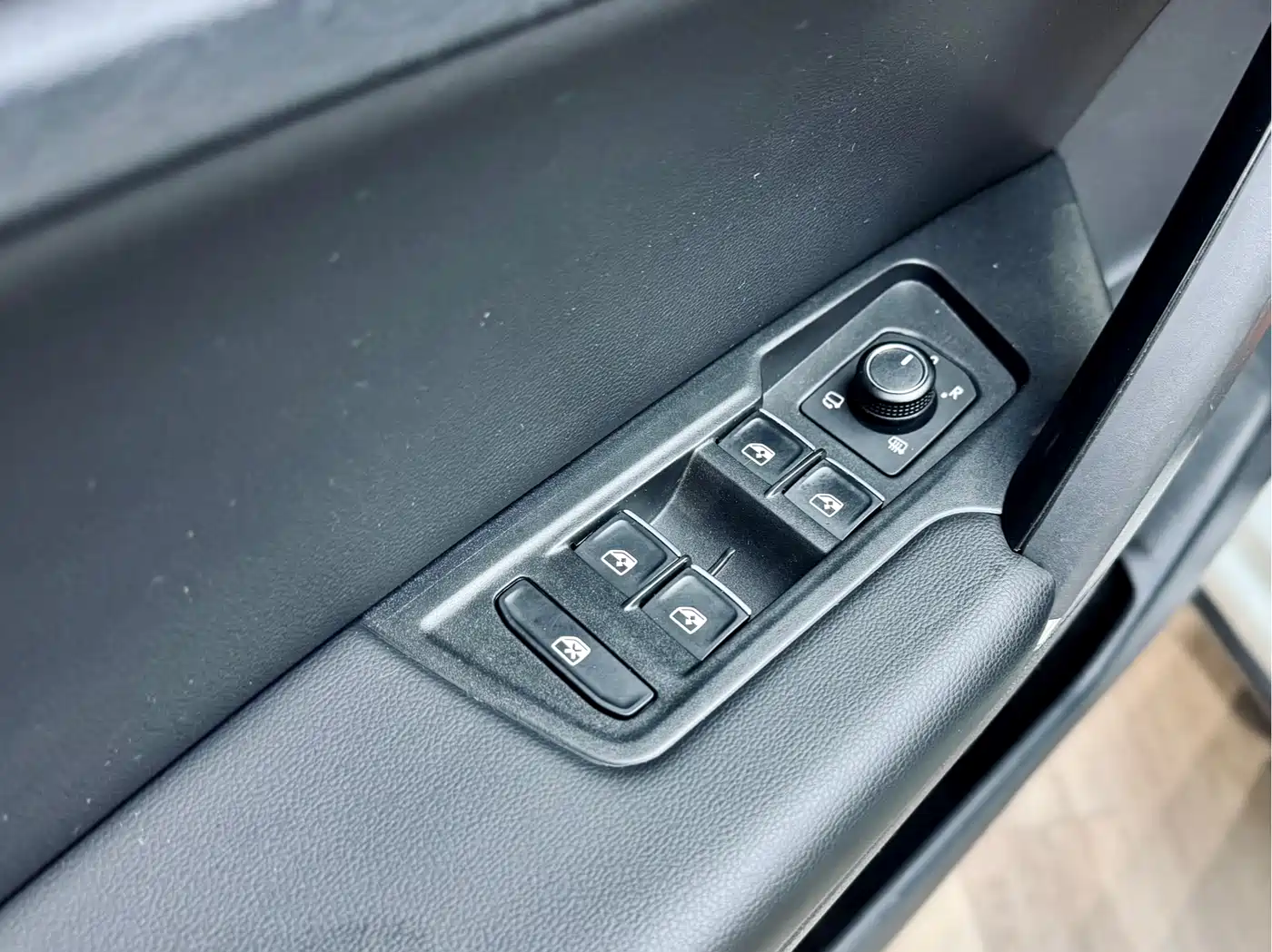 Volkswagen Tayron 2019 330TSI 2WD Luxury China VI фото 11