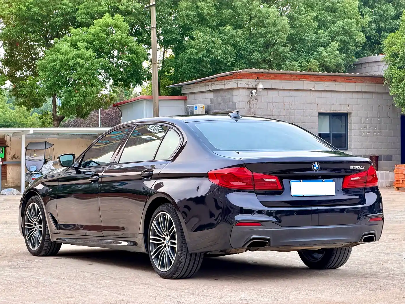 Photo 9 - BMW 5 Series