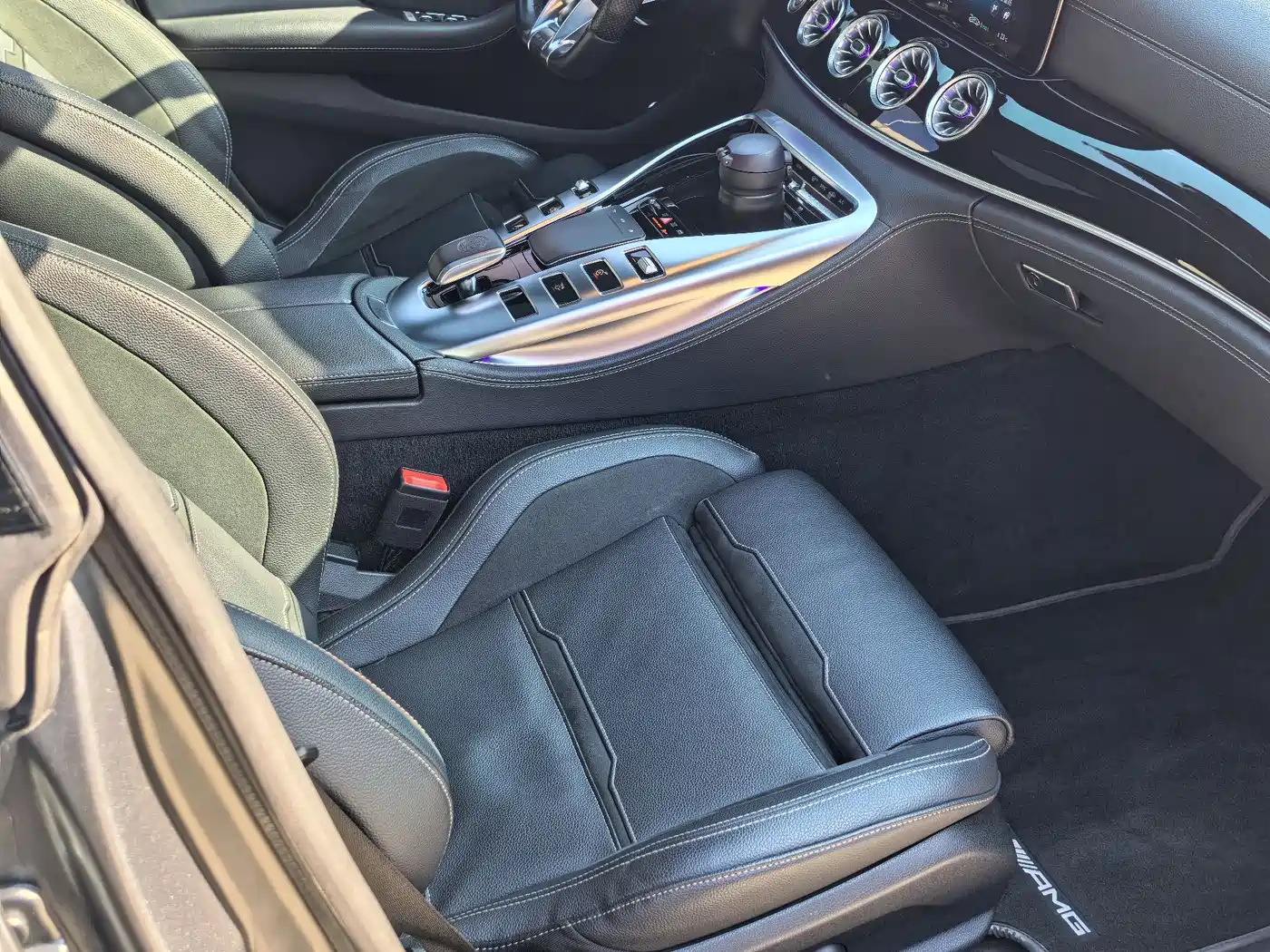 MERCEDES-BENZ AMG GT