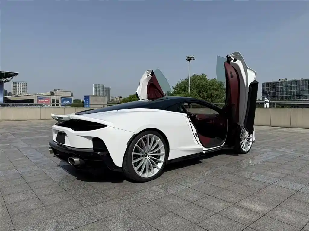 McLaren GT 2023 2023 4.0T Standard Model