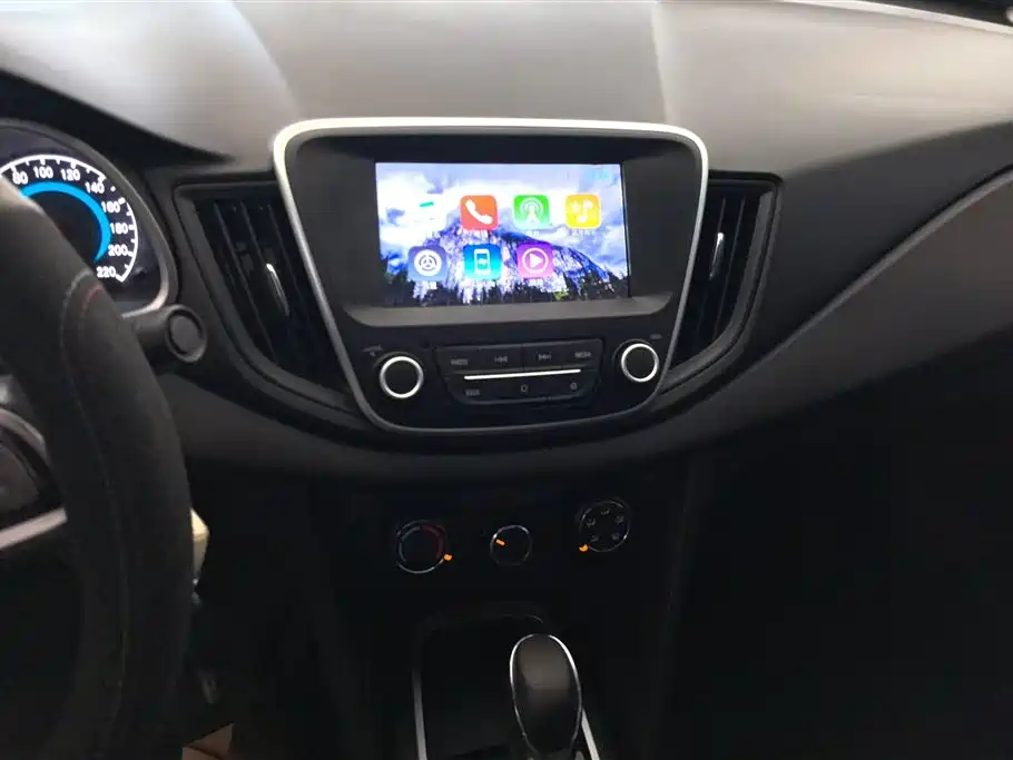 Chevrolet Cavalier 2016 1.5L Automatic Enjoyment Edition фото 13