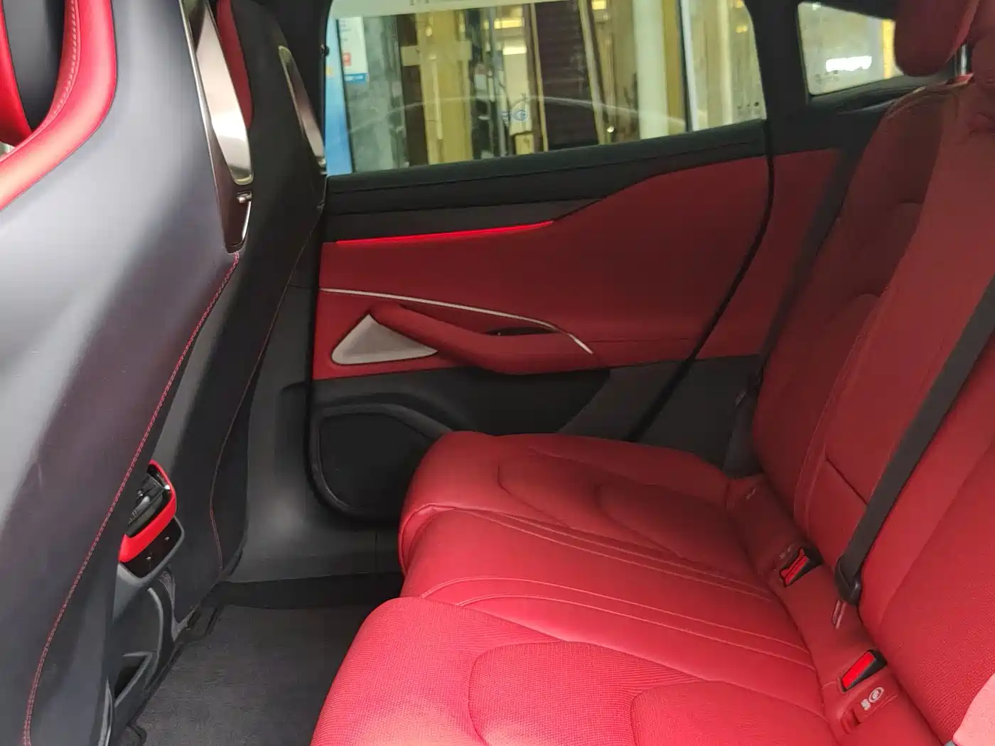 Xiaomi Auto Xiaomi SU7 2024 RWD Ultra Long Range Advanced Smart Driving Pro Edition фото 15