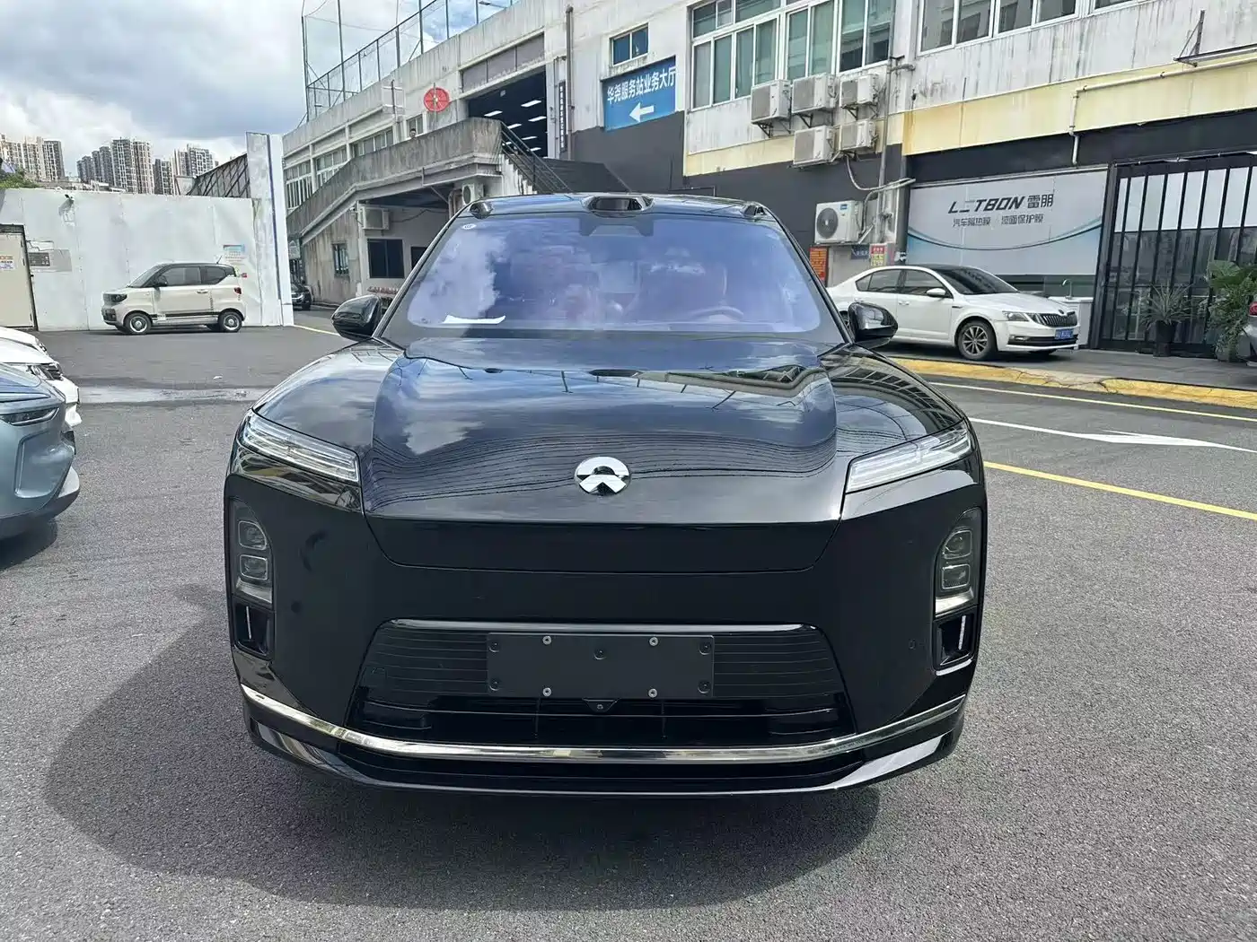 NIO ES8 2026 2025 Model 6-Seat Executive Luxury Edition