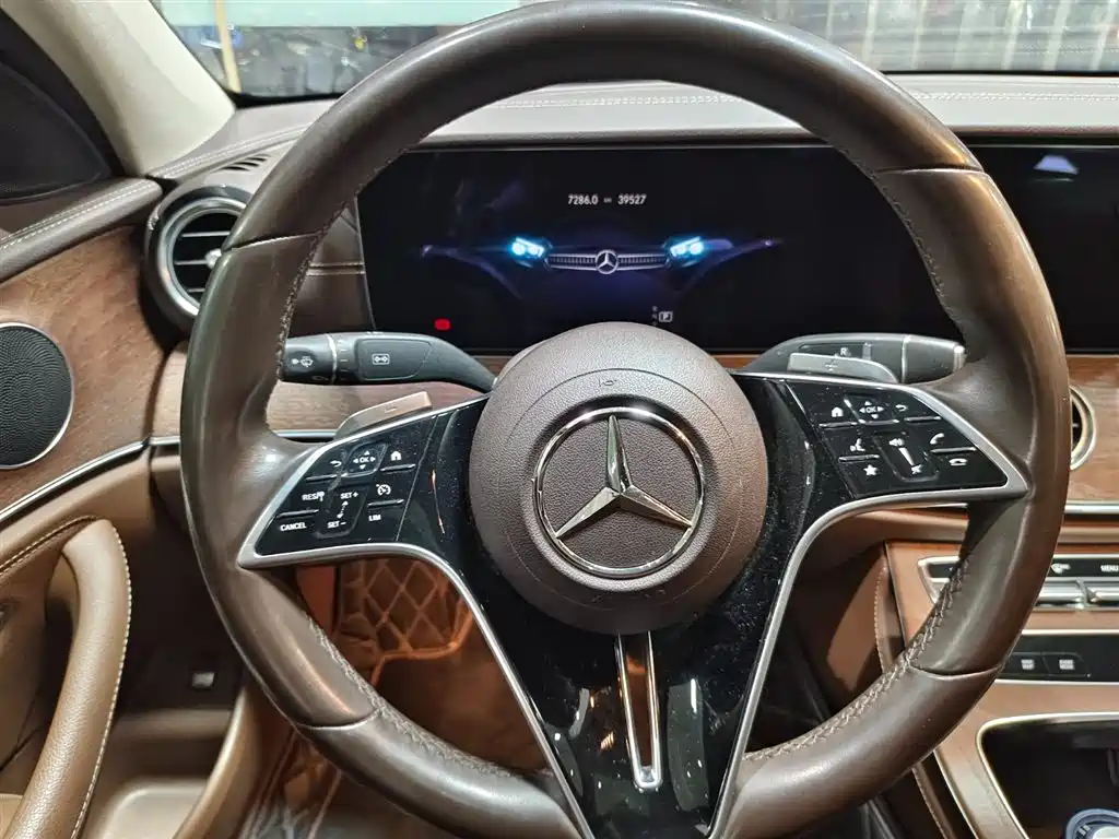 Mercedes-Benz E-Class 2023 E 260 L фото 7