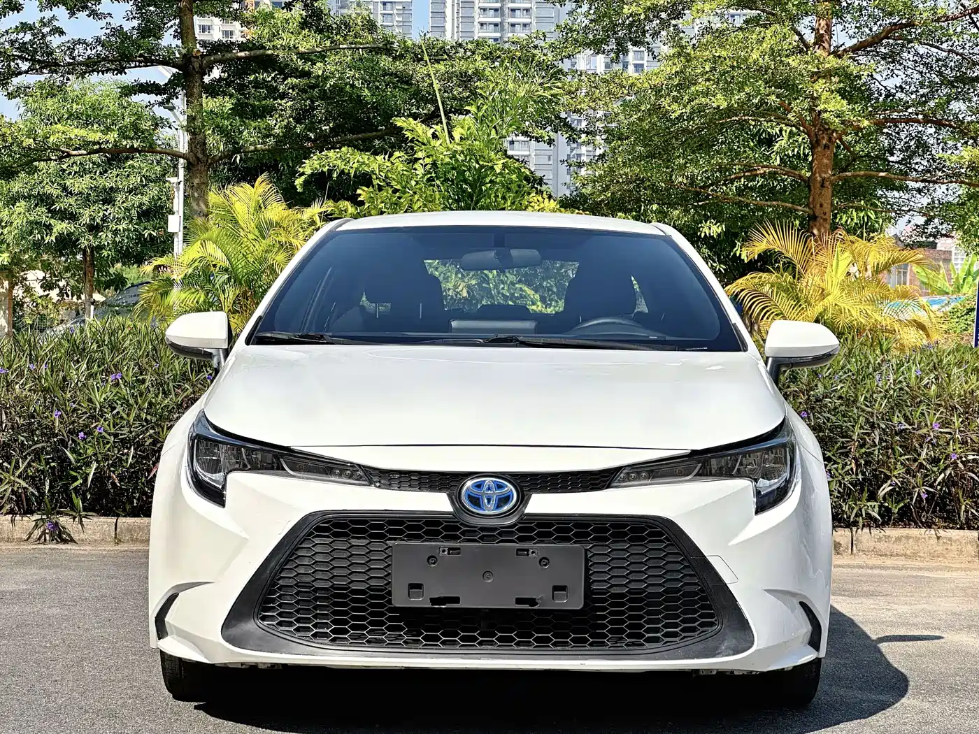 Toyota Levin 2022 Dual Engine 1.8H E-CVT Progressive Edition фото 2