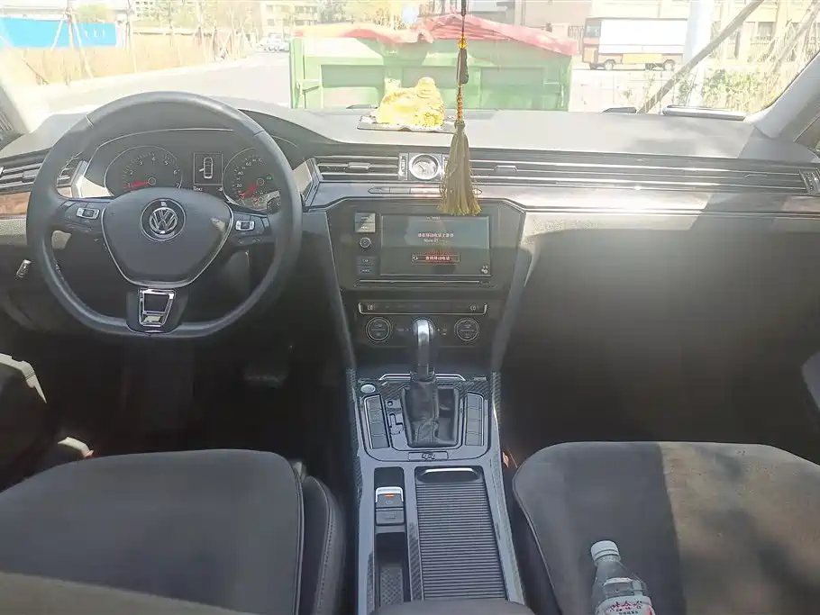 Volkswagen Magotan 2019 330TSI DSG Luxury China V фото 12