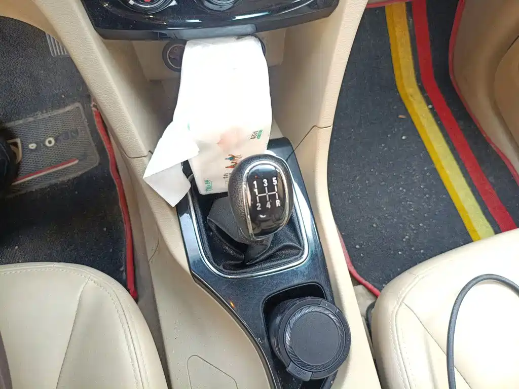 Baojun 730 2015 2016 1.5L Manual Comfort 7-seater China V