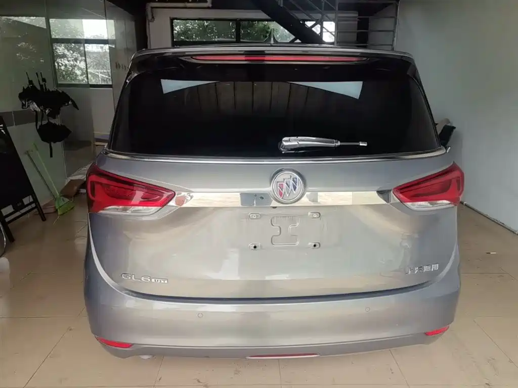 Buick GL6 2018 18T 6-Seater Premium фото 6