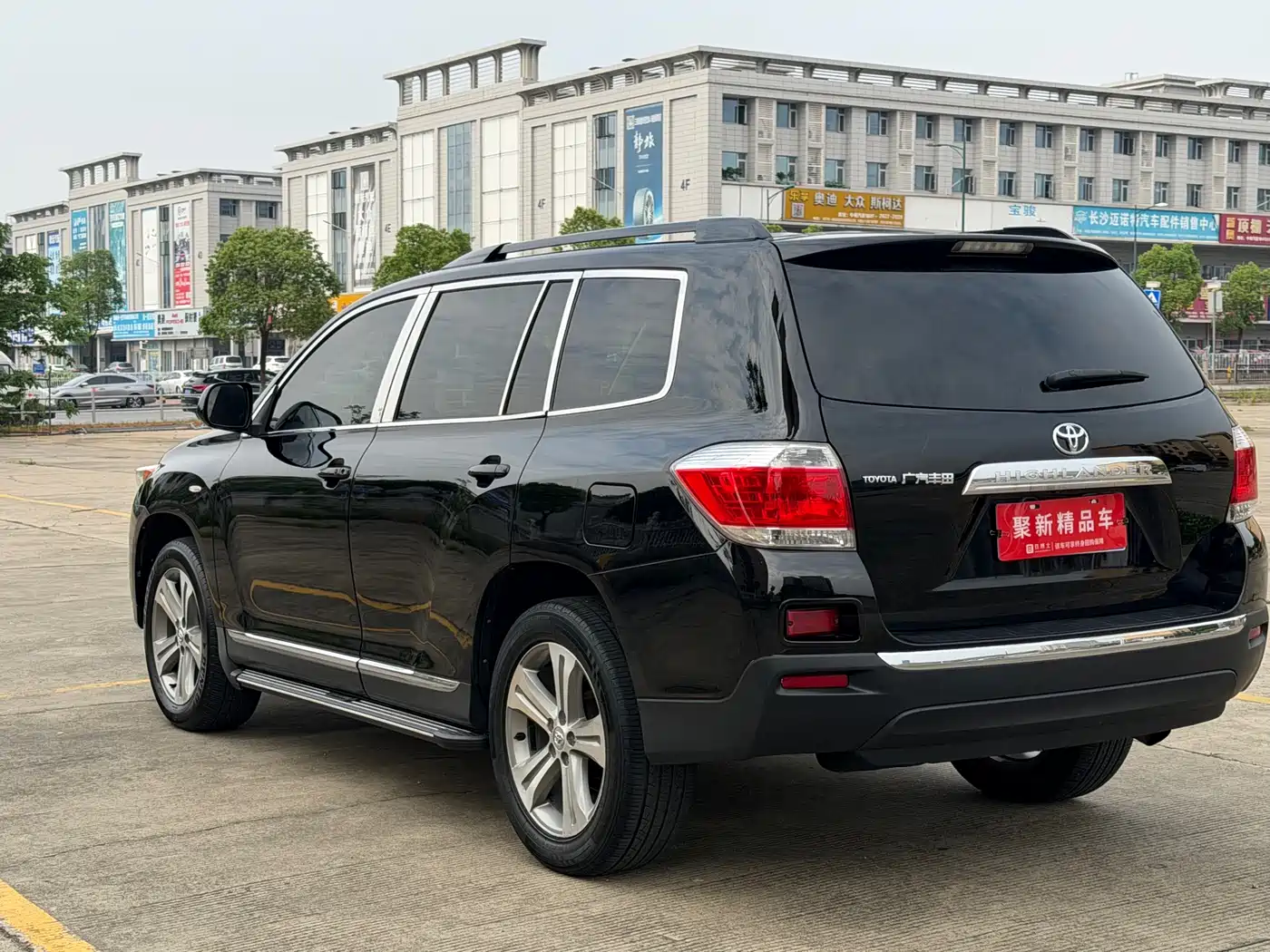 Toyota Highlander 2012 2.7L 2WD 7-Seater Luxury Edition фото 6