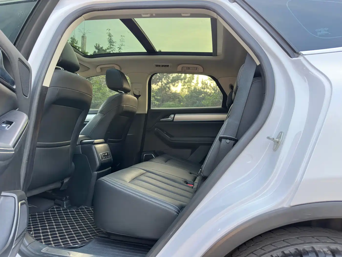 BYD Tang 2019 2.0T Automatic Smart Connect Noble 7-seater China VI фото 15
