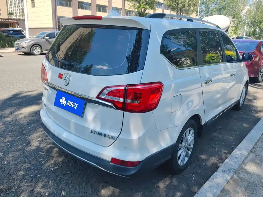 Фото 3 - Baojun 730