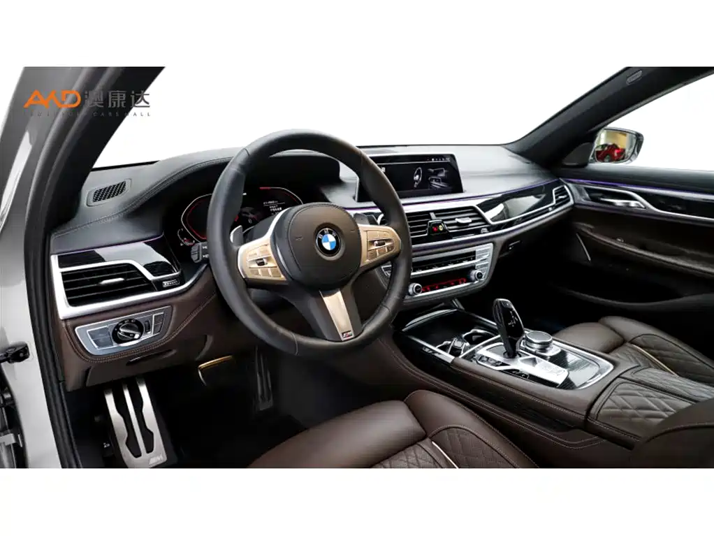 BMW 7 Series 2021 Model 740Li Leading M Sport Package фото 6