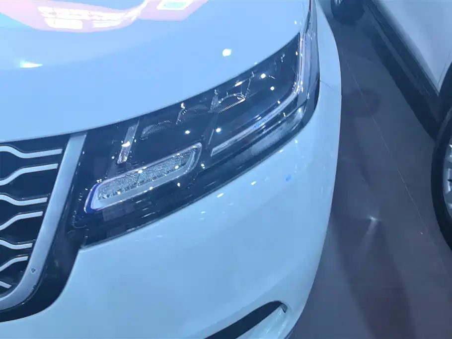 Land Rover Range Rover Velar 2019 250PS фото 5