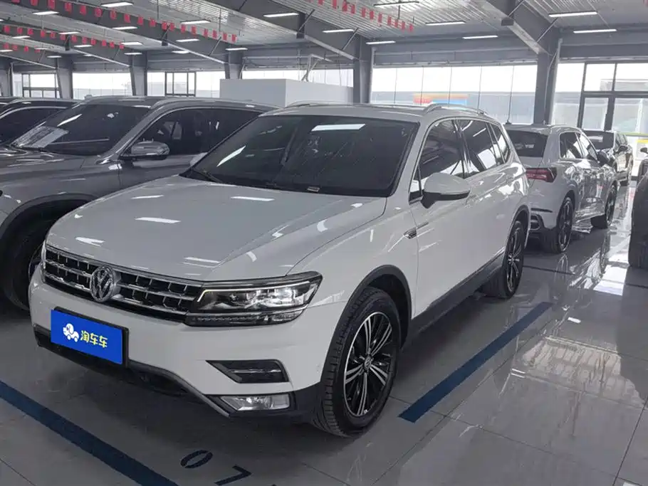 Volkswagen Tiguan L 2017 330TSI Automatic 2WD Luxury Edition