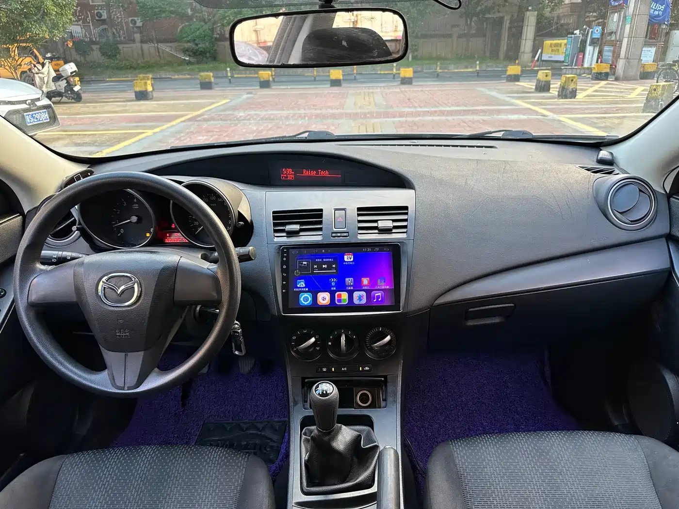 Mazda Mazda3 Axela 2012 2012 Hatchback 1.6L Manual Comfort