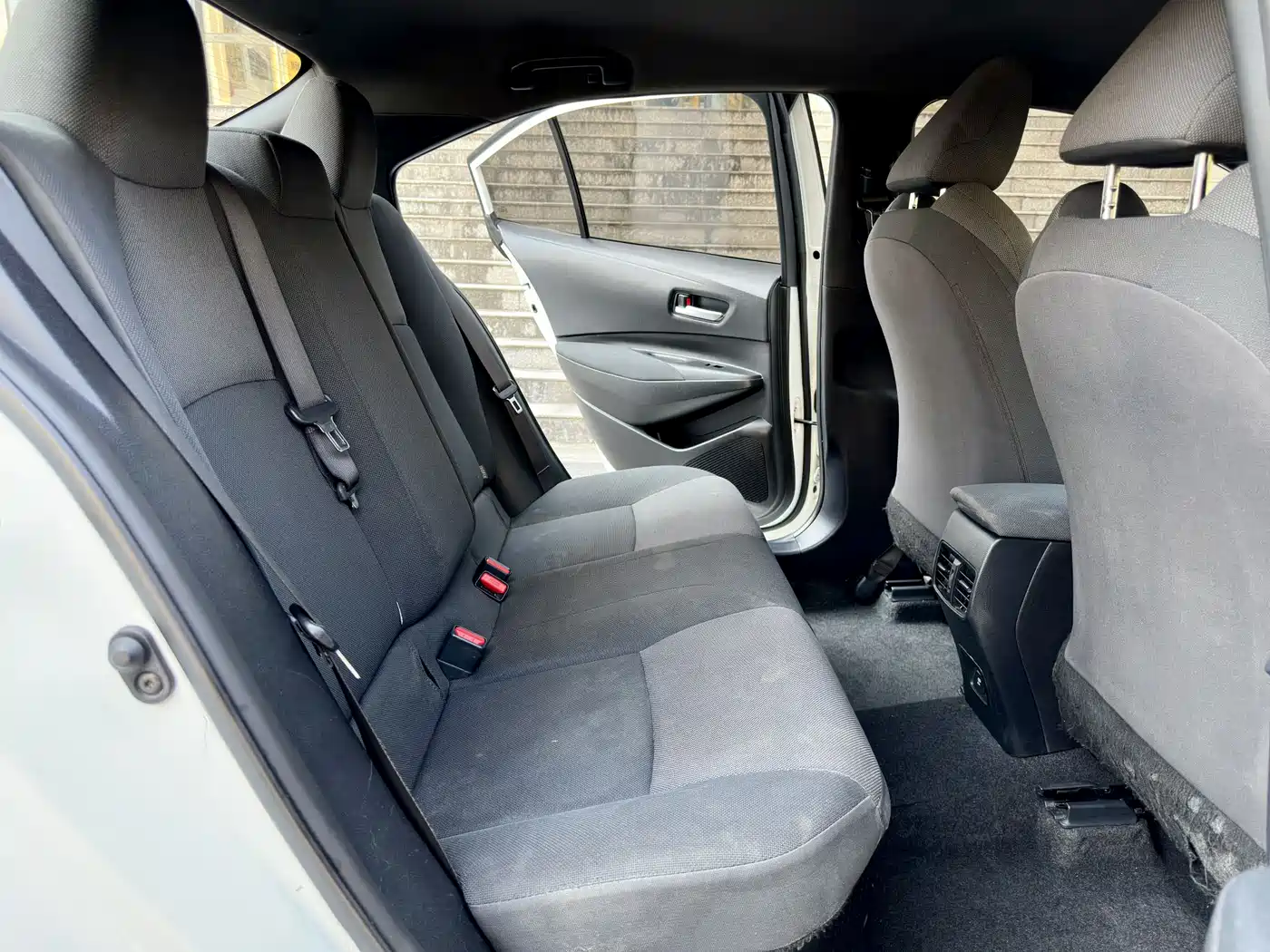Toyota Levin 2022 Dual Engine 1.8H E-CVT Progressive Edition фото 13