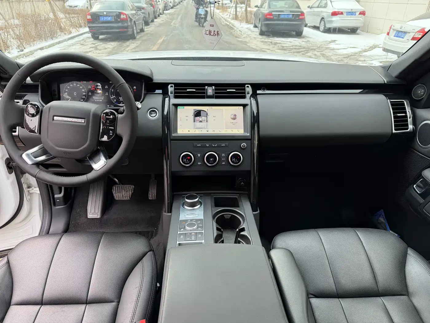 Land Rover Discovery 2020 3.0 SC V6 SE фото 7