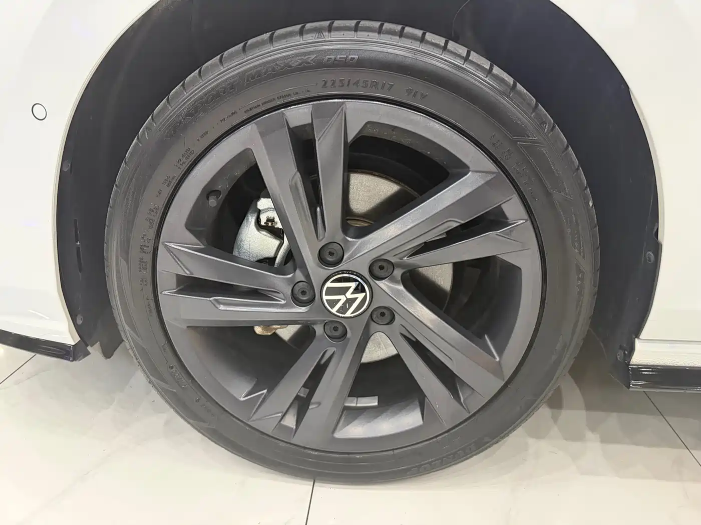 Volkswagen Golf 2023 280TSI DSG R-Line Lite фото 20